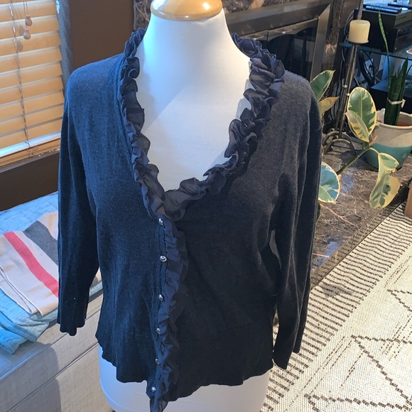 Gently Loved Ruffle Sweater Philosophy by Republic - Picture 1 of 9